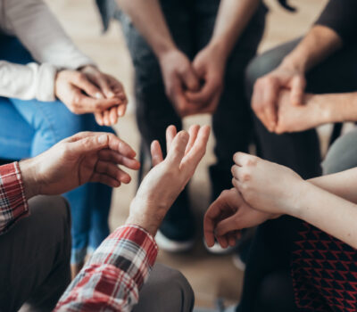 The Role of Peer Support Groups in Recovery